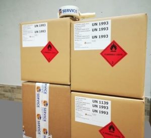 Quando una merce è considerata pericolosa? I criteri ADR, IMDG e IATA, le classi di rischio, il numero ONU e i casi di esenzione spiegati con chiarezza.